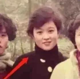 娱乐圈吃瓜爆料女爱豆,揭秘吃瓜爆料的背后故事